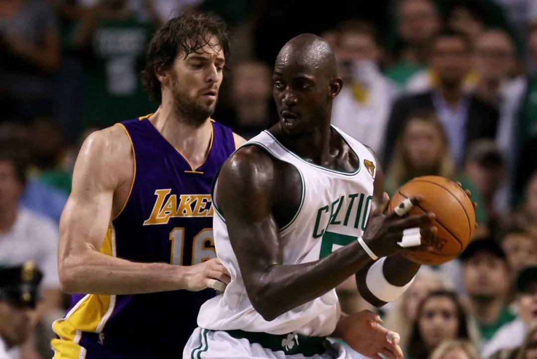 而他标志性 而他标志性