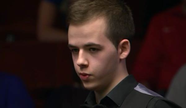 球员不仅在 球员不仅在