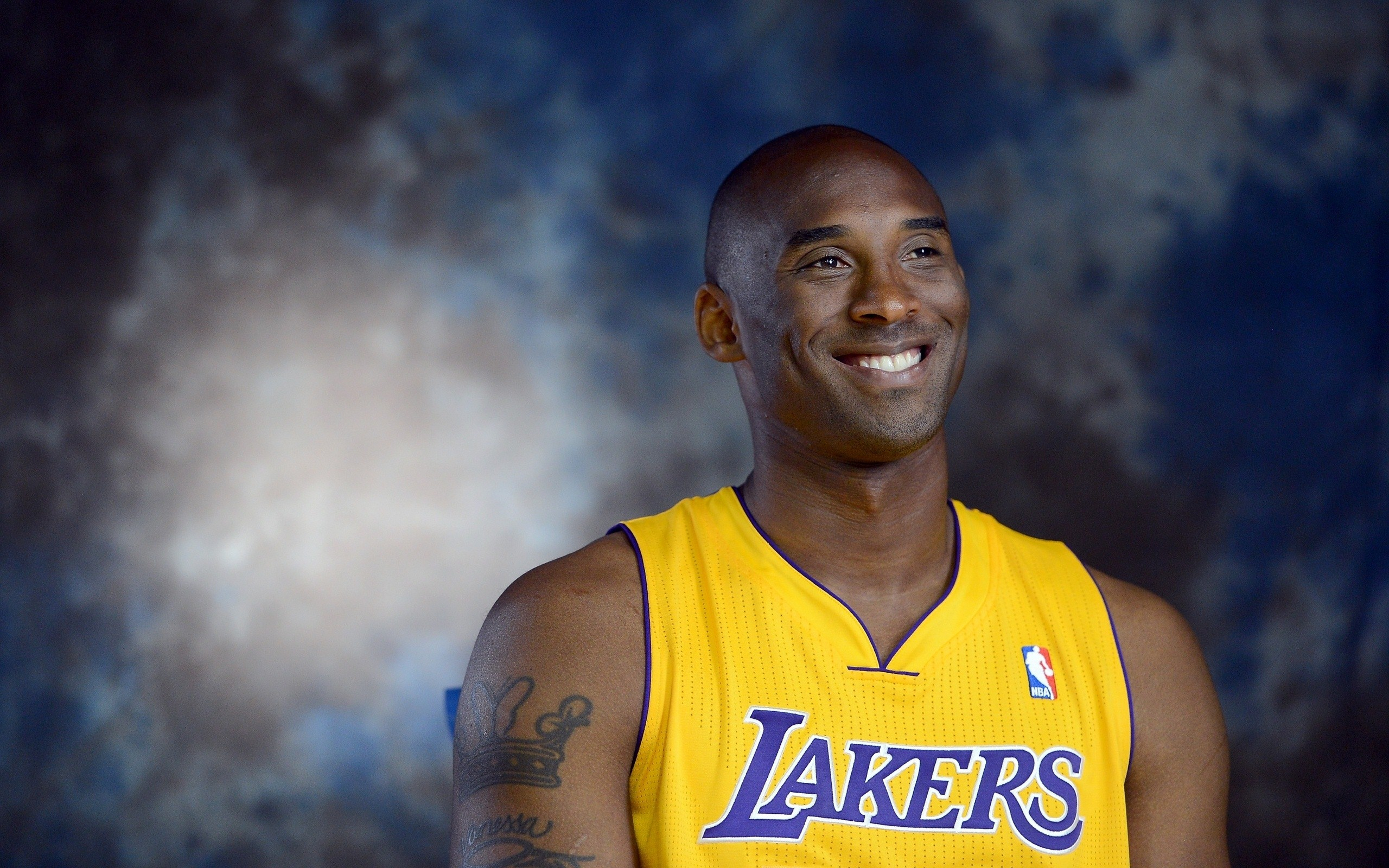 优先解锁两 优先解锁两